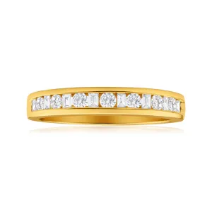 18ct Yellow Gold Ring With 15 Mixed Cut 0.30 Carat Diamonds Shiels