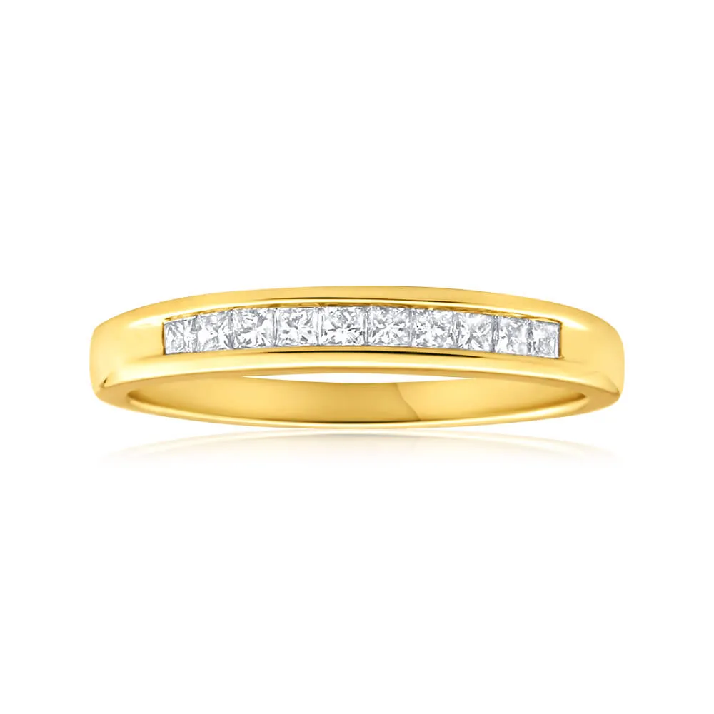 9ct Yellow Gold 1/4 Carat Diamond Charming Ring Shiels