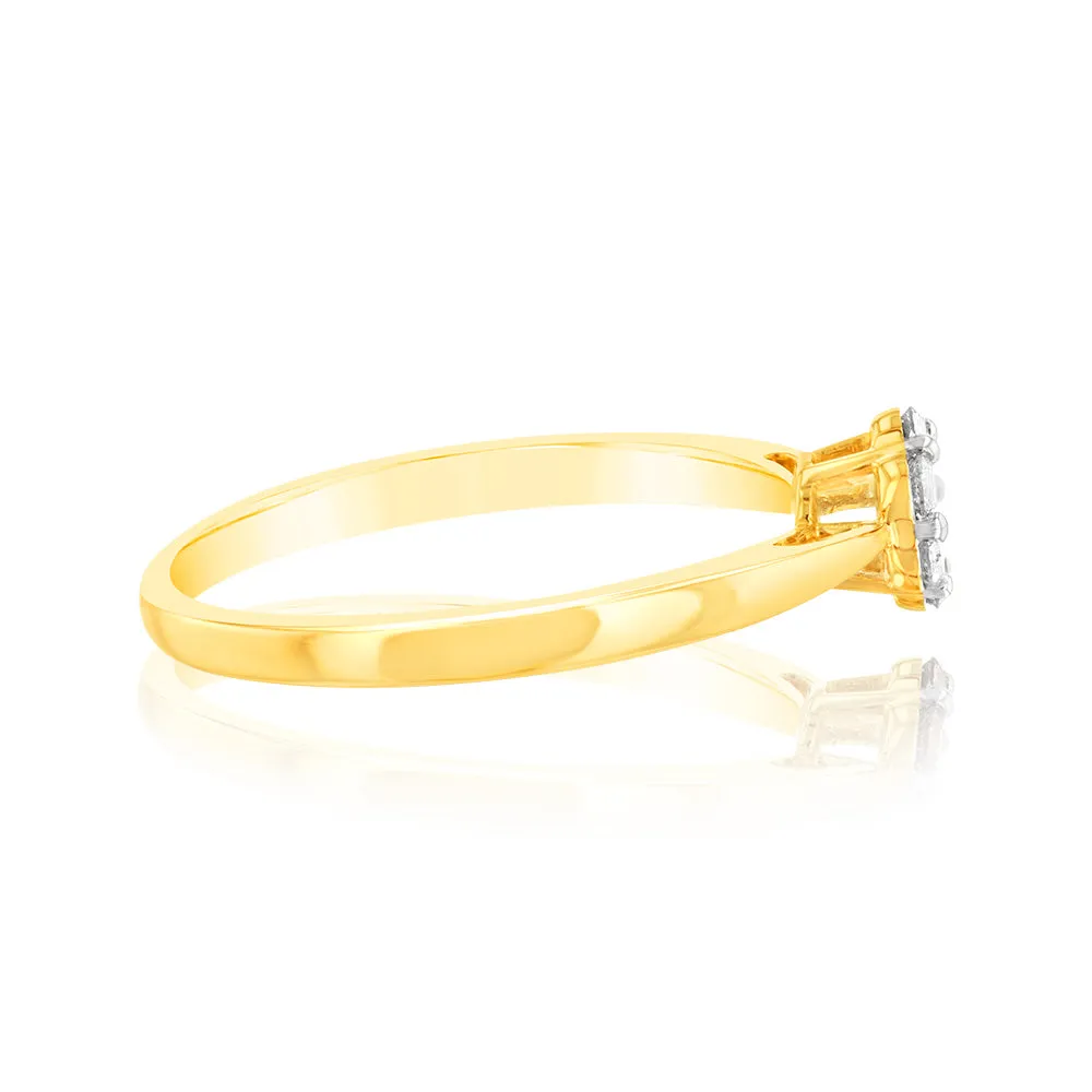 9ct Yellow Gold 1/5 Carat Diamond Flower Shaped Ring Shiels