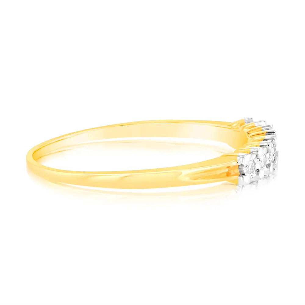 9ct Yellow Gold Diamond Ring Set With 7 Stunning Diamonds Shiels