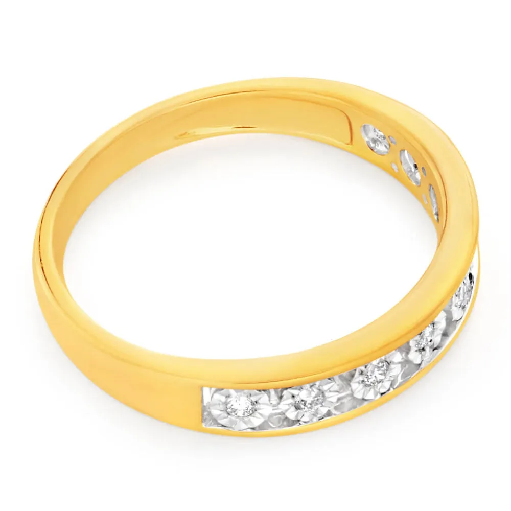 9ct Yellow Gold Diamond Ring Set with 9 Stunning Brilliant Diamonds Shiels