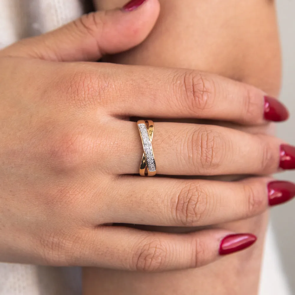 9ct Yellow Gold Diamond Ring with 8 Briliiant Diamonds Shiels