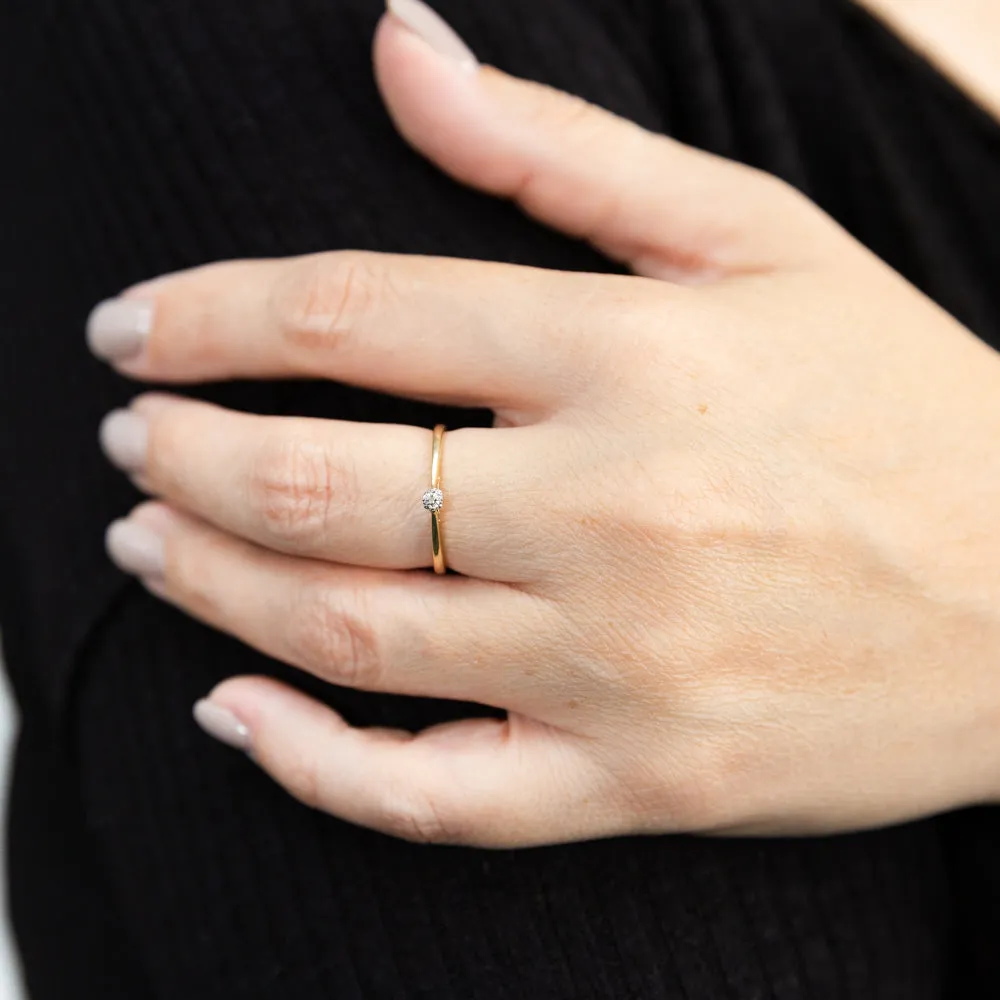 9ct Yellow Gold Diamond Solitaire Ring Shiels