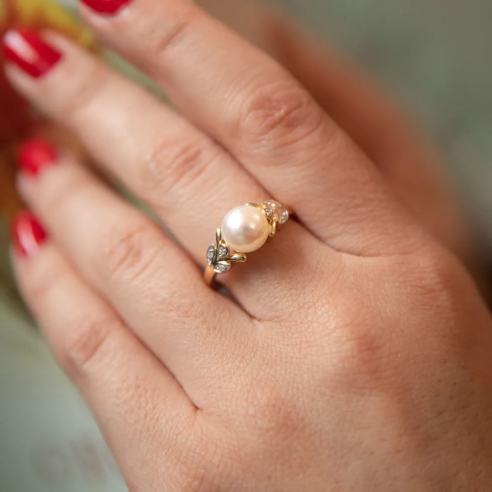 9ct Yellow Gold Freshwater Pearl and Leaf Pattern Diamond Ring Shiels