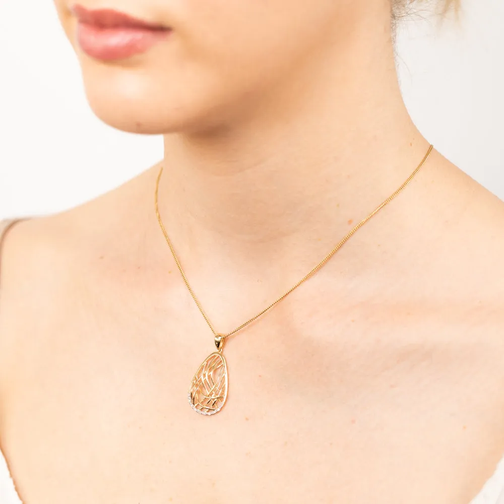 9ct Yellow Gold Pendant With 10 Brilliant Cut Diamonds Shiels