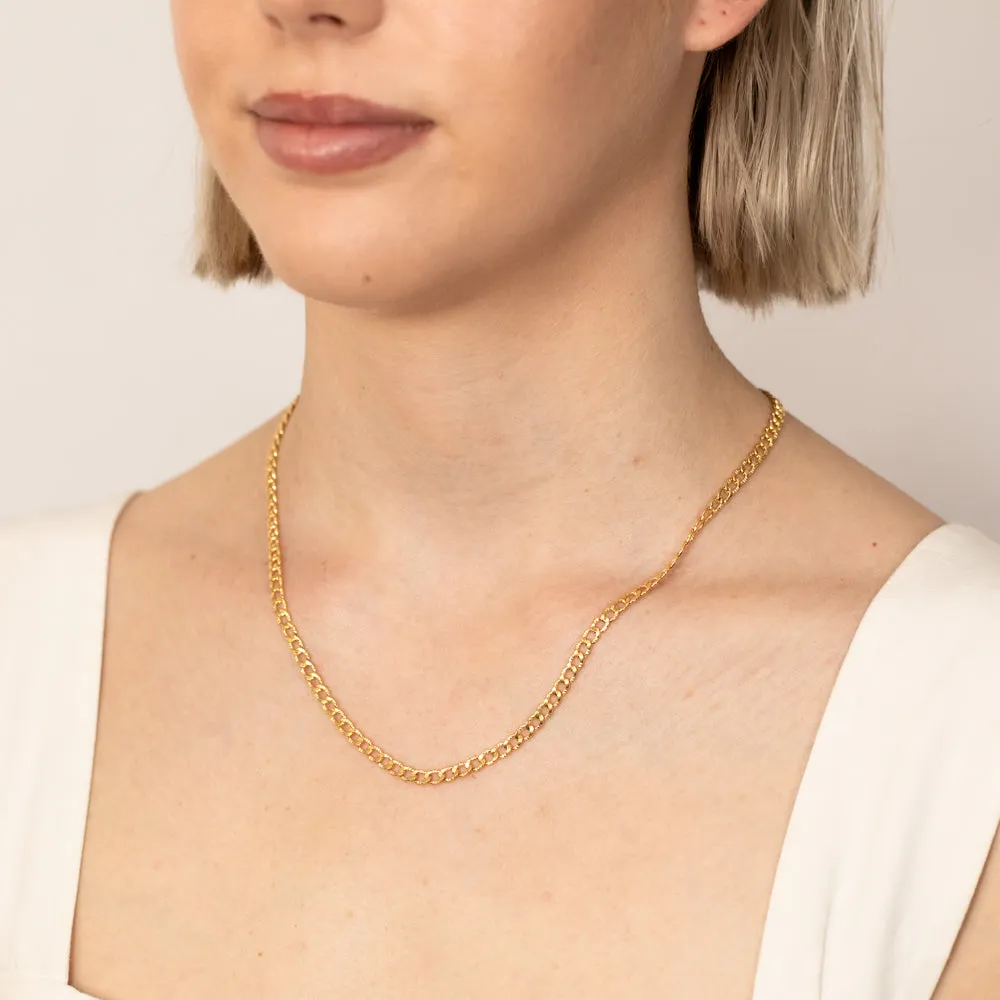 9ct Yellow Gold Silverfilled Textured Curb 95 Gauge 45cm Chain Shiels
