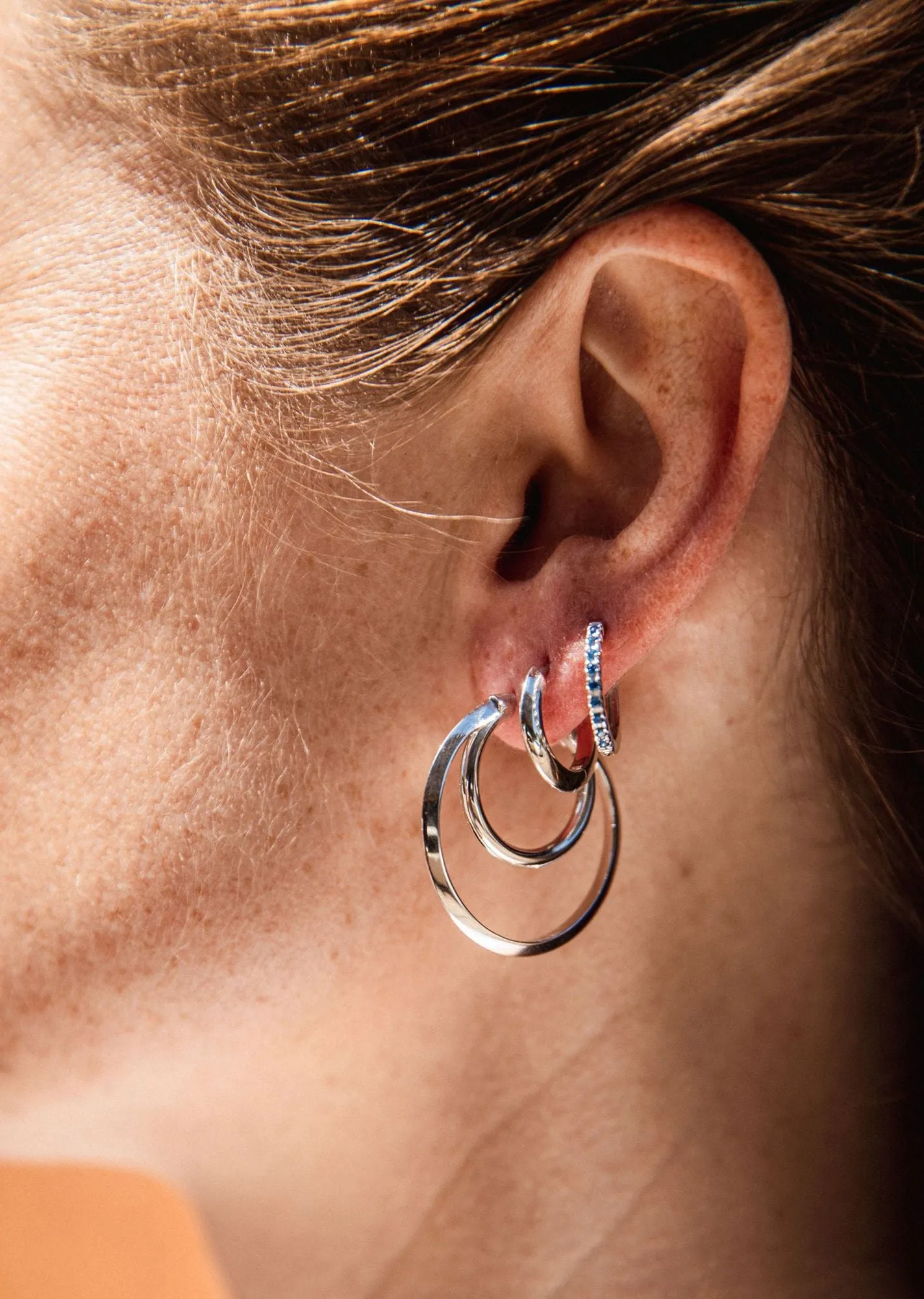 IX Double Hoops