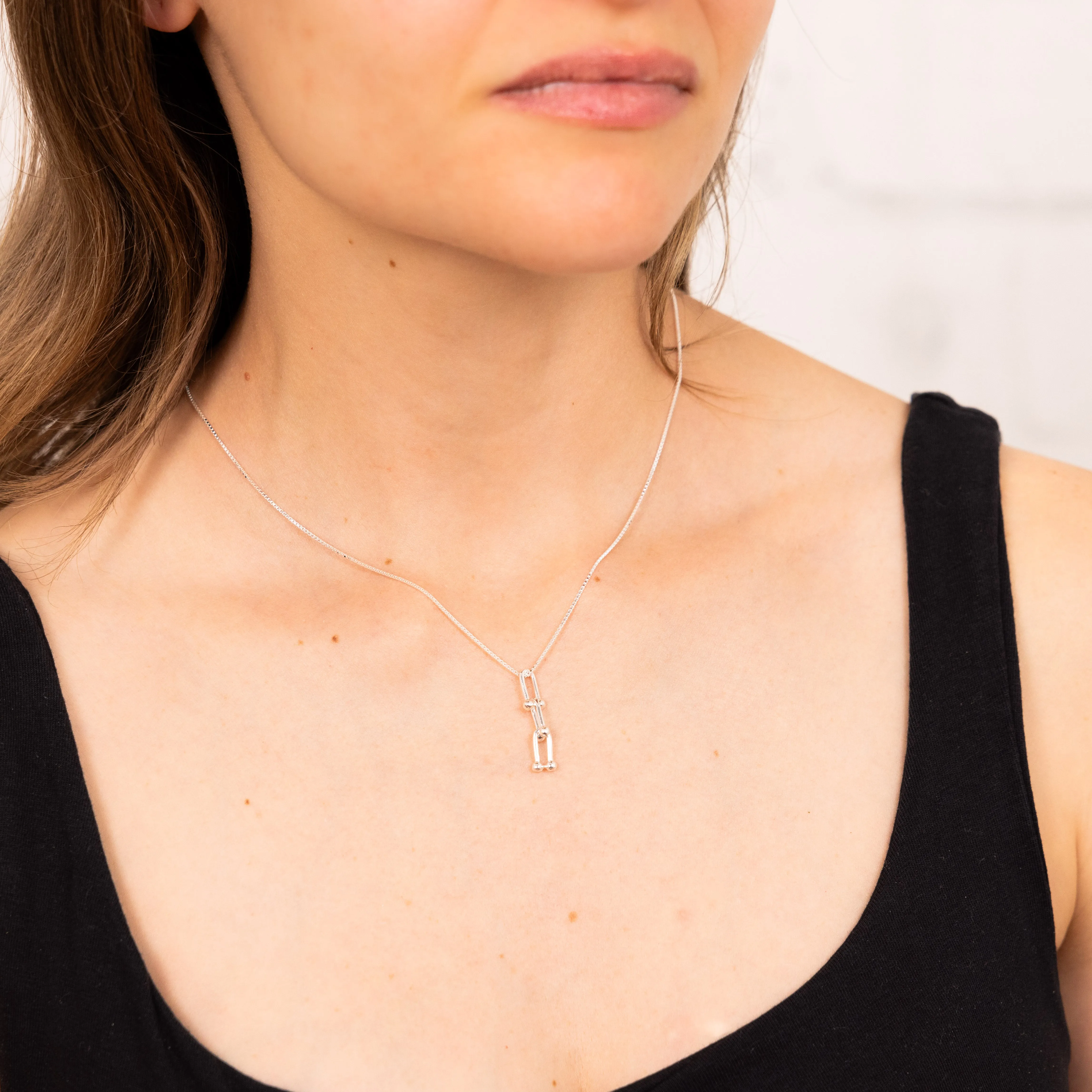 Sterling Silver Fancy U Link Pendant On 45cm Chain Shiels