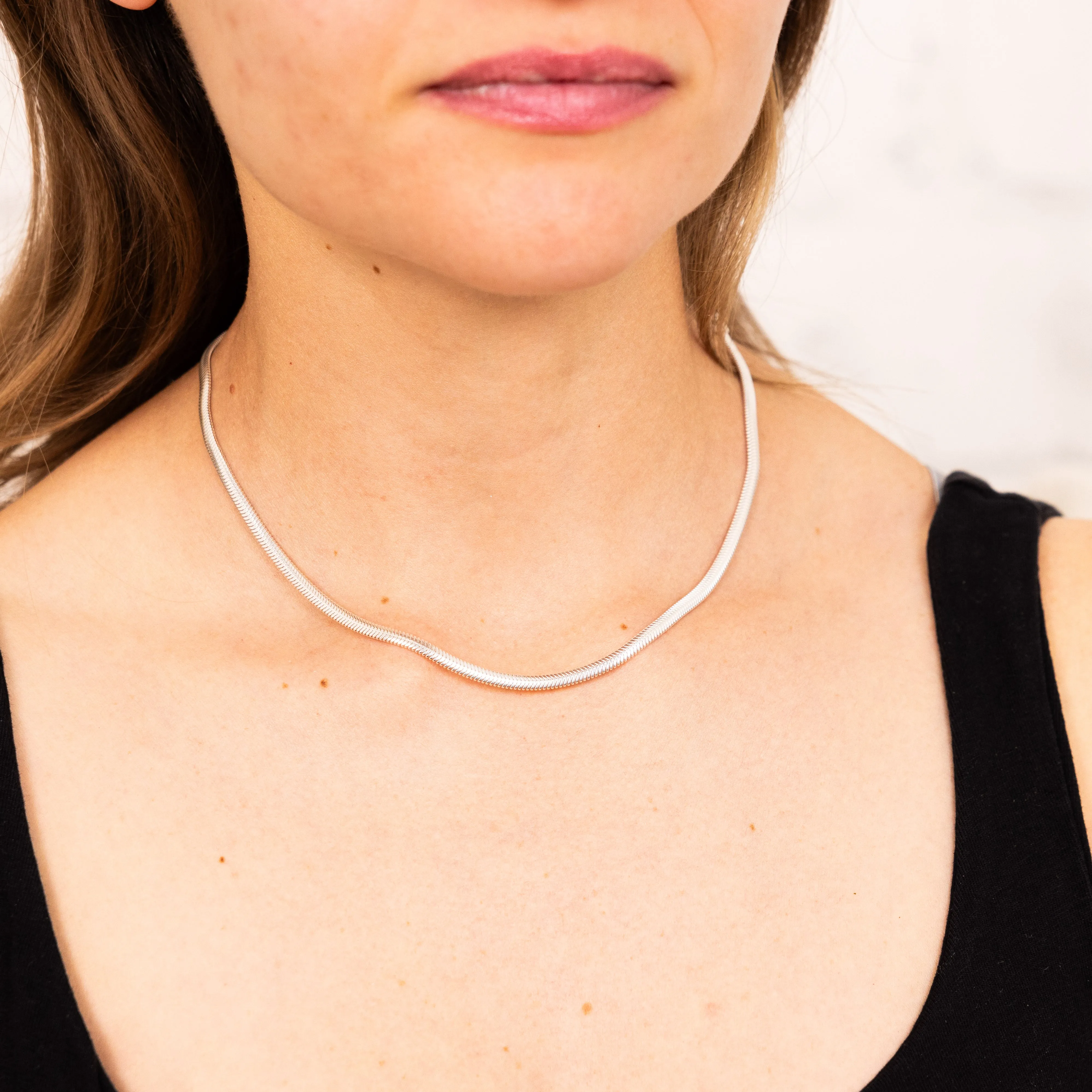 Sterling Silver Oval Snake 37 5cm Chain Shiels