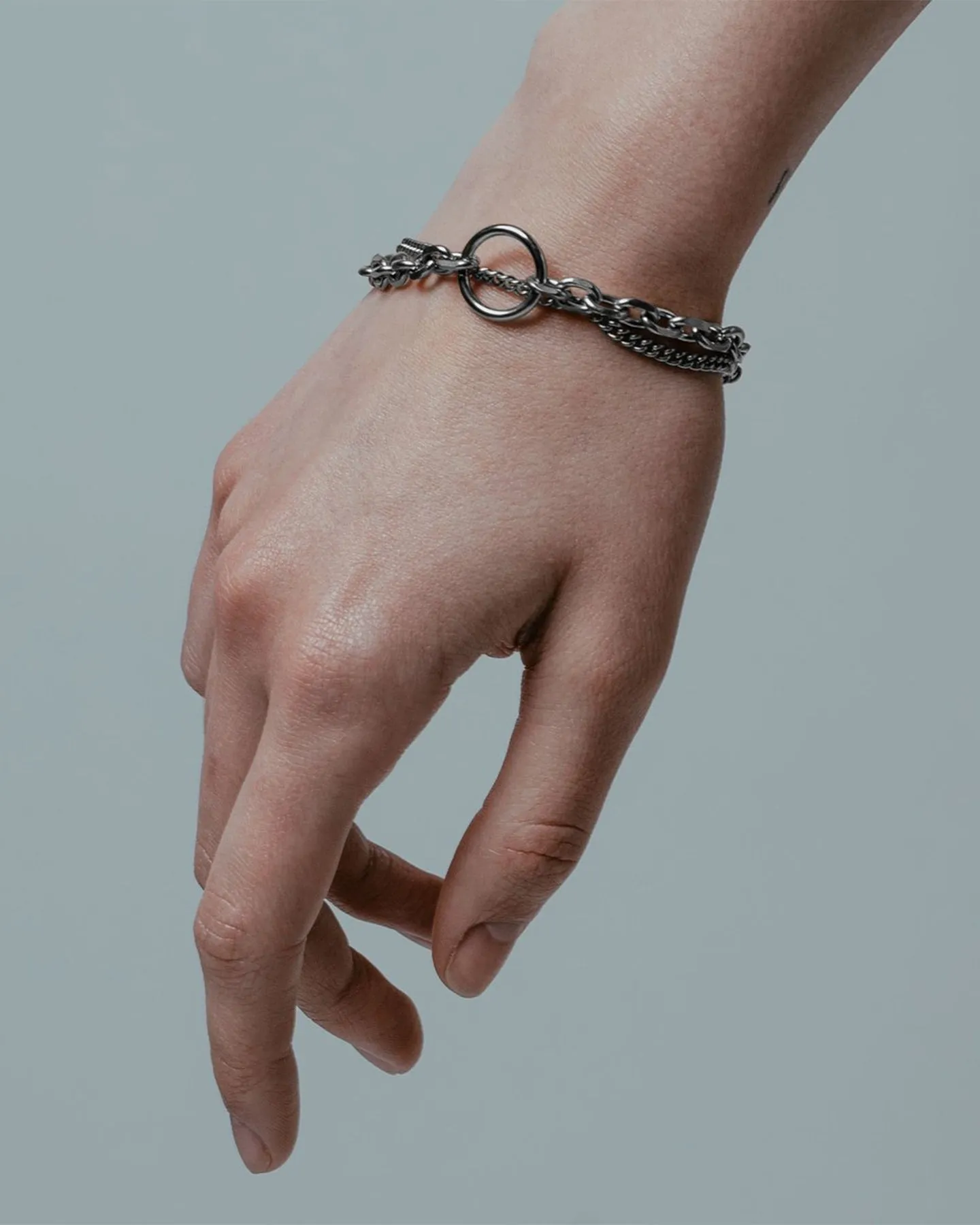 Vitaly Unisex Strain Bracelet Stainless Steel